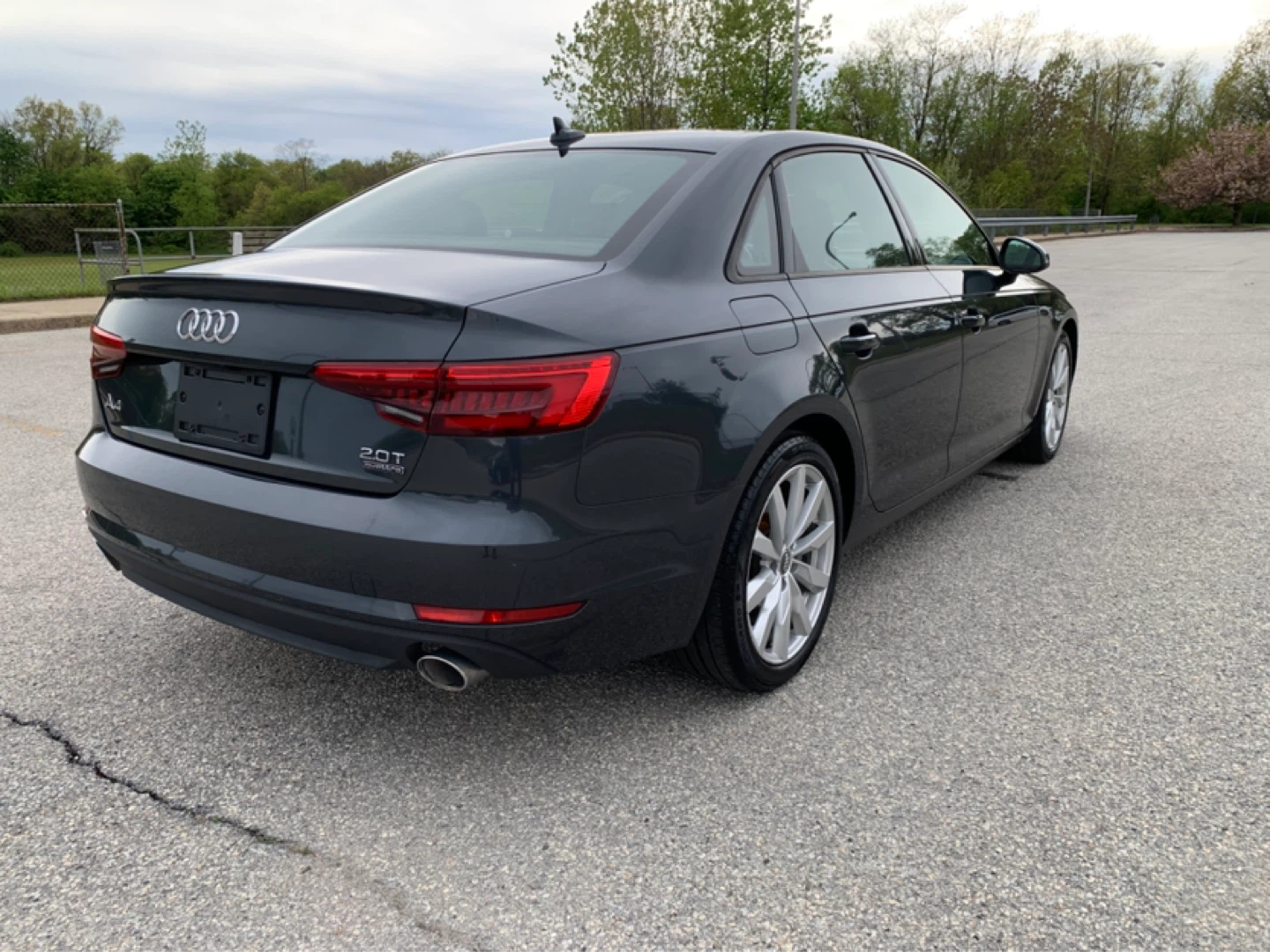 2017 Audi A4 2.0T Quattro awd sedan - photo 4