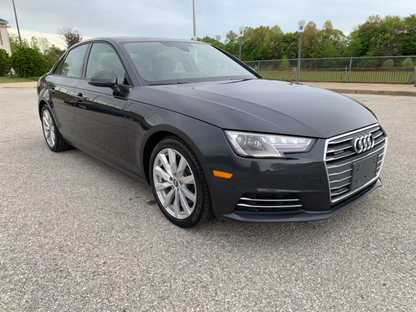2017 Audi A4 2.0T Quattro awd sedan - photo 3