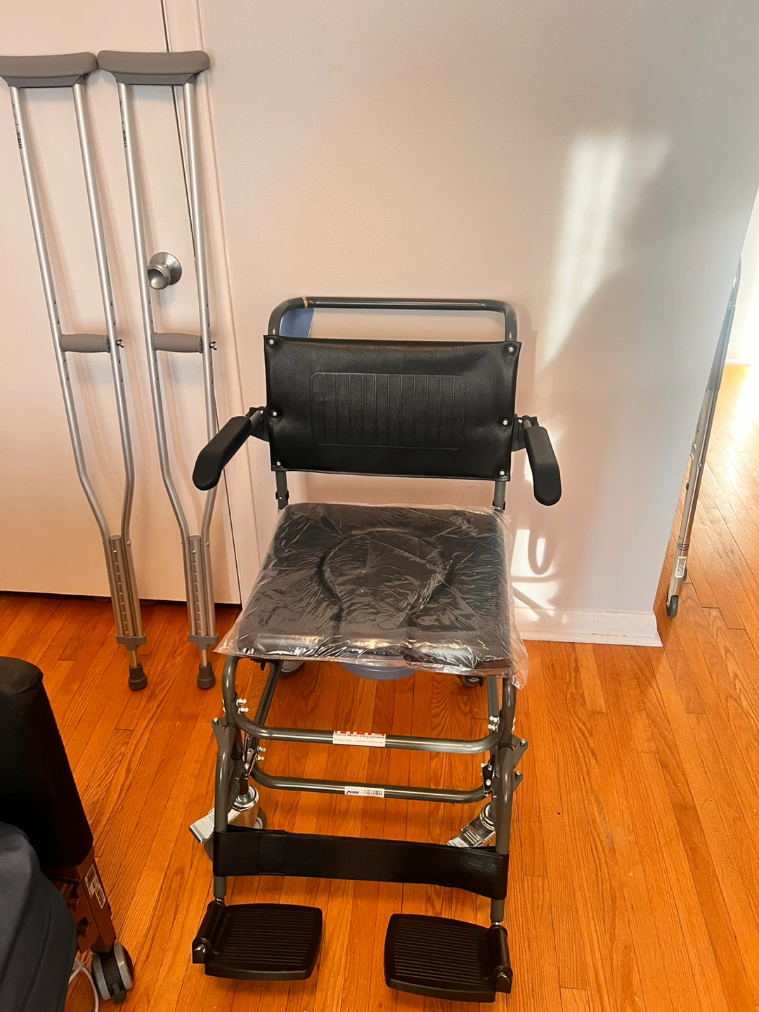 Invacare Hospital Bed with Mattress - photo 2