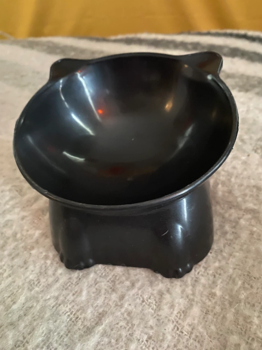 Black Cat Shaped Pet Bowl