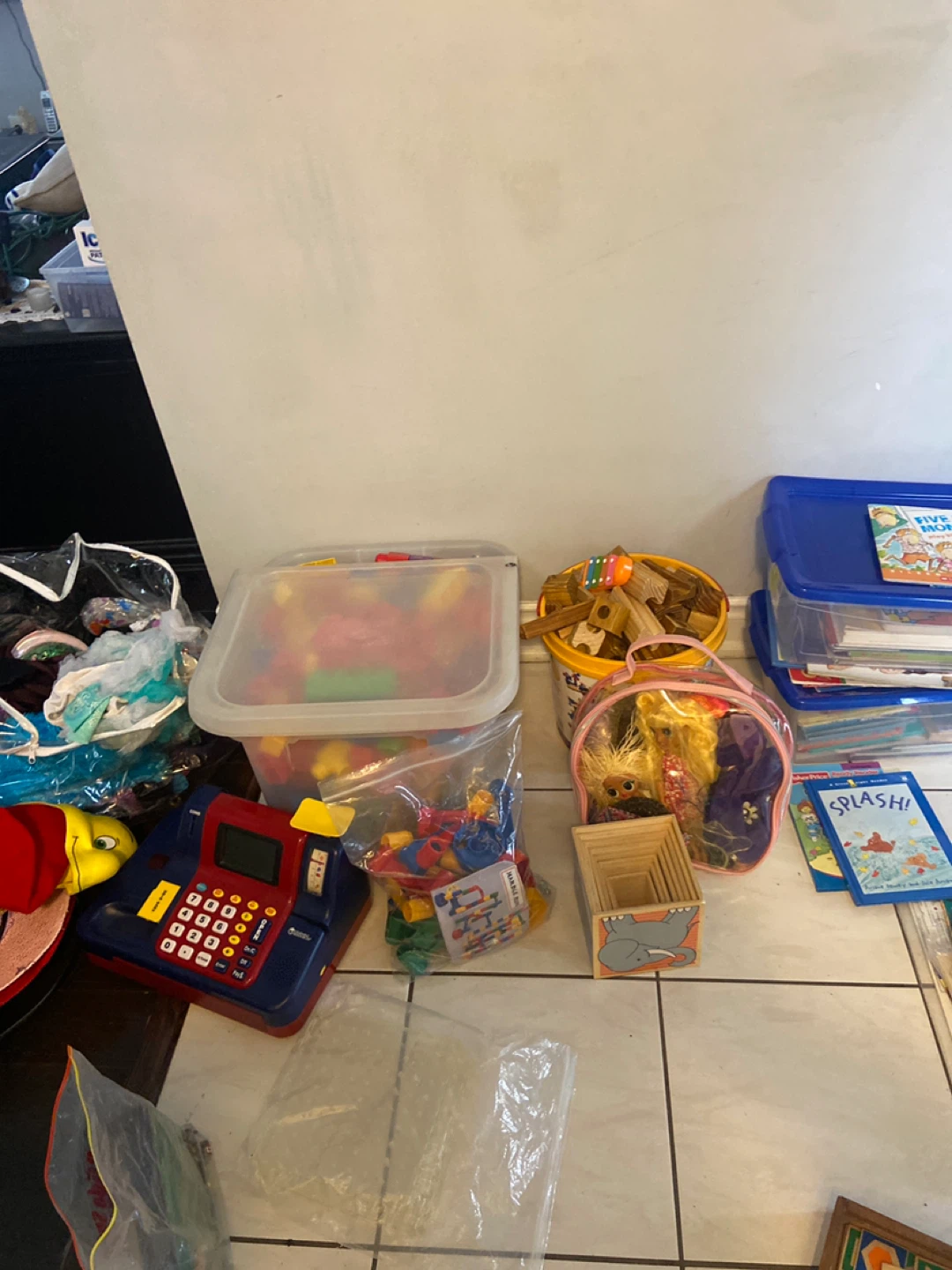 Day care stuff /book/ toys