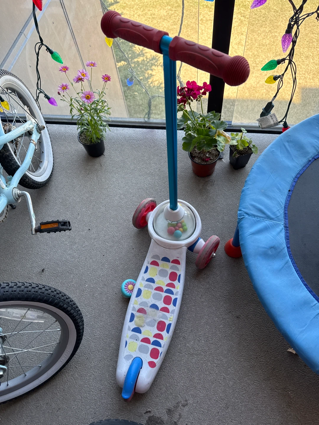 3-Wheel Kids Scooter with Rattle Handle