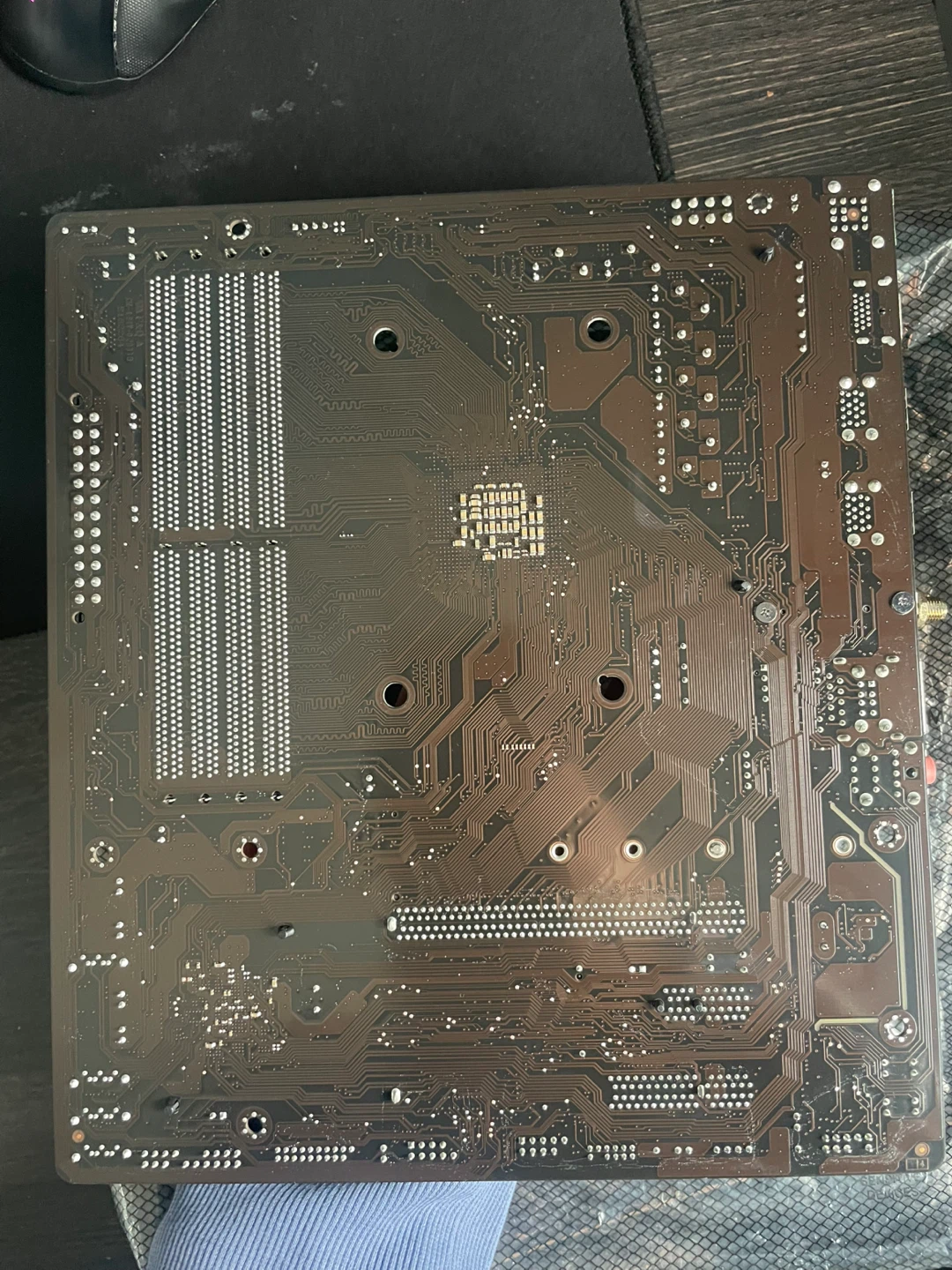 READ DESCRIPTION-Gigabyte B450M DS3H WiFi V2 Motherboard