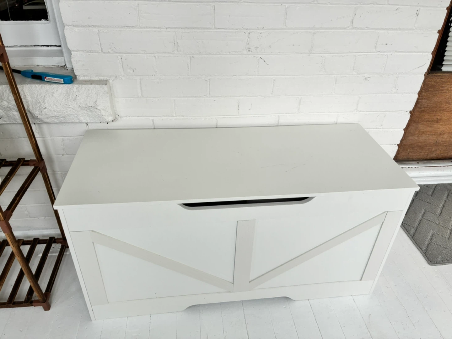 White Storage Chest Trunk