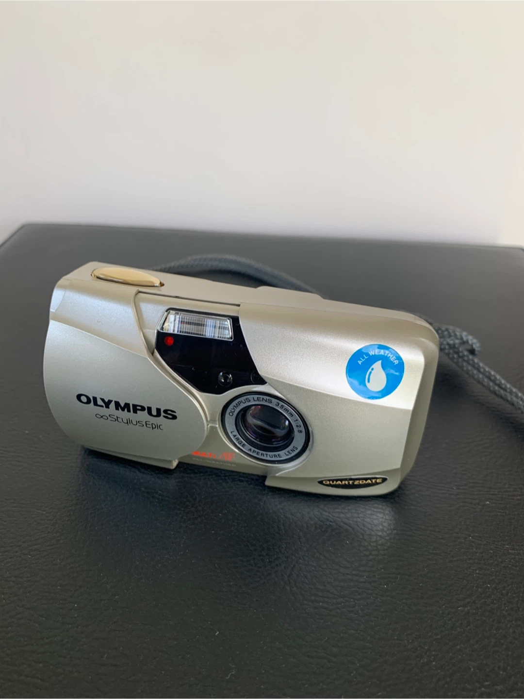 Olympus Stylus Epic Quartzdate All-Weather Point & Shoot Camera - photo 3