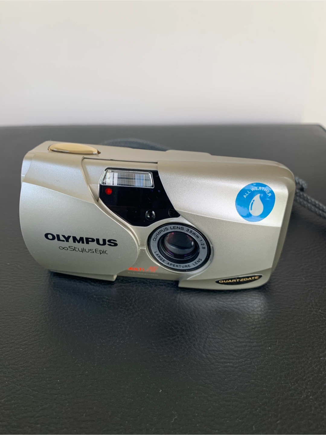 Olympus Stylus Epic Quartzdate All-Weather Point & Shoot Camera - photo 2