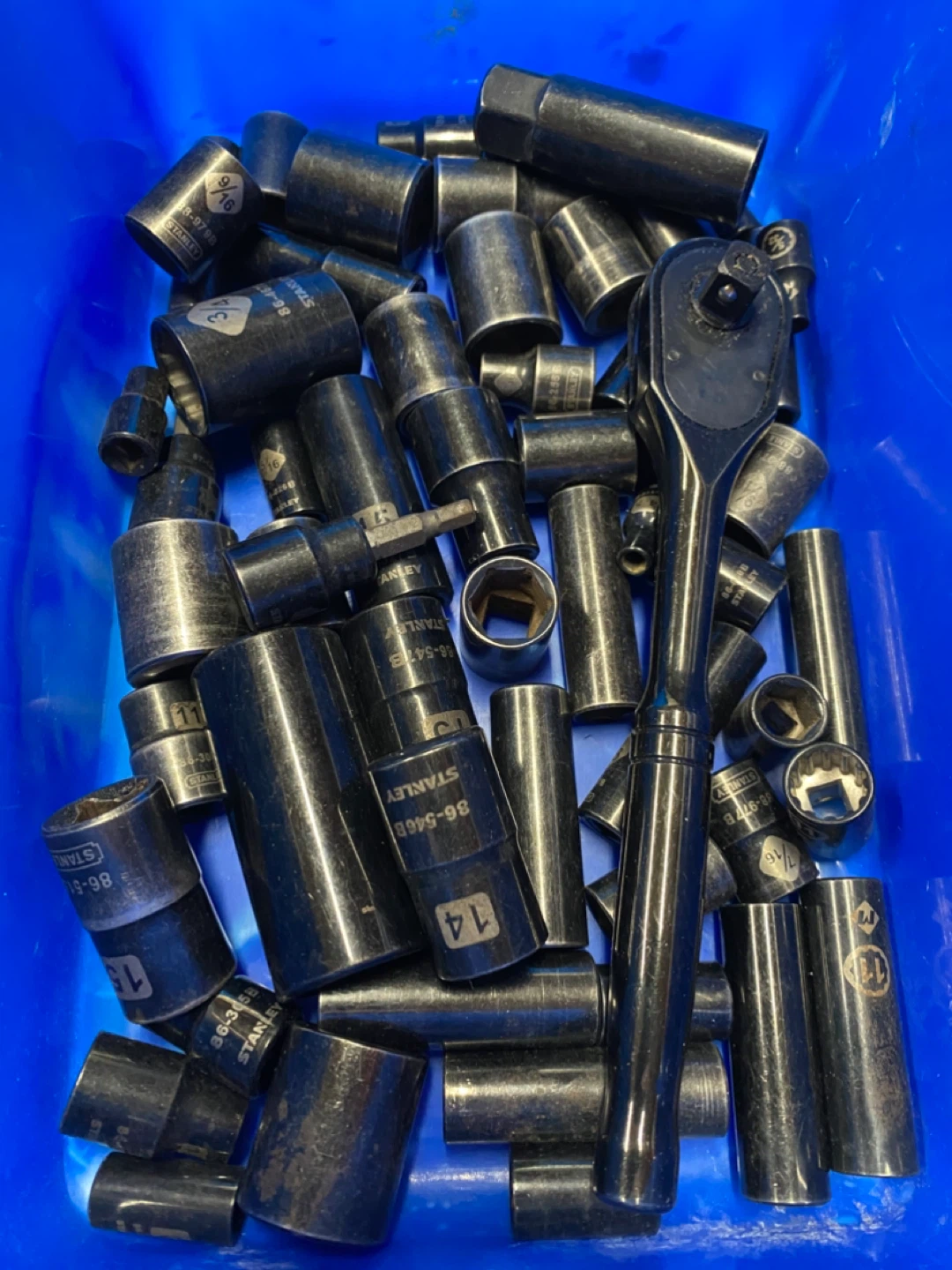 Mechanics tool lot sockets ratchets - photo 5