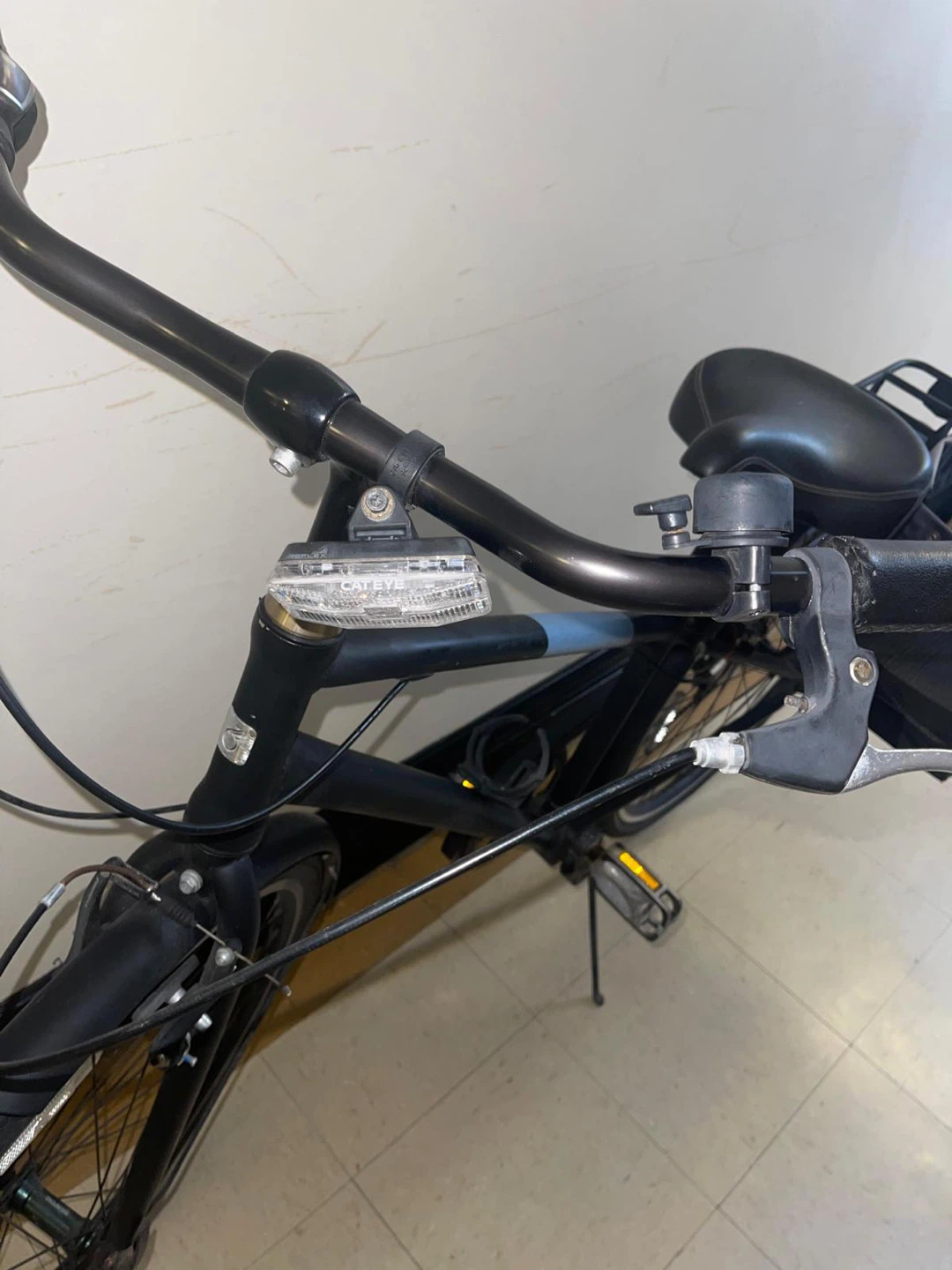 Black Cruiser Bicycle with Rear Basket - photo 2