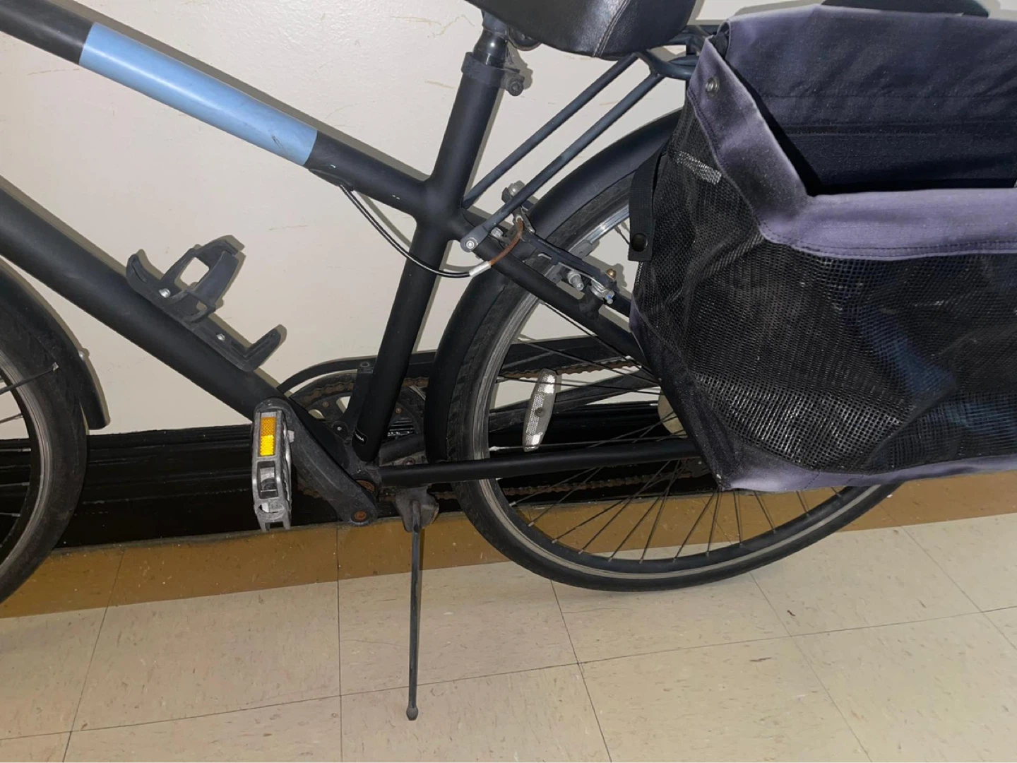 Black Cruiser Bicycle with Rear Basket - photo 5