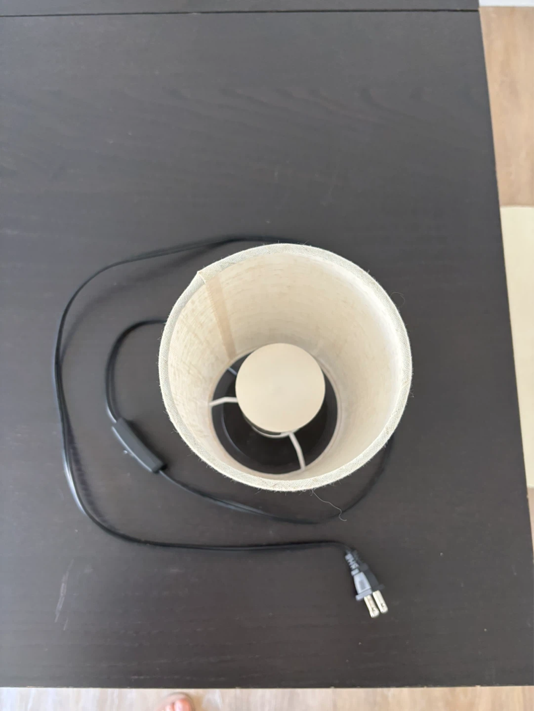 Cylindrical Table Lamp with Bulb - photo 2