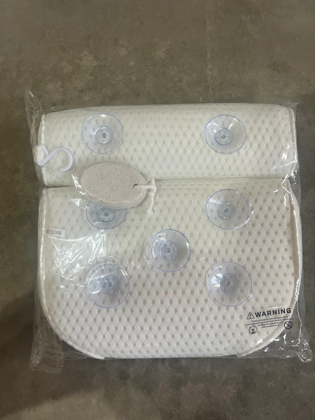 White Bath Pillow with Suction Cups - photo 2