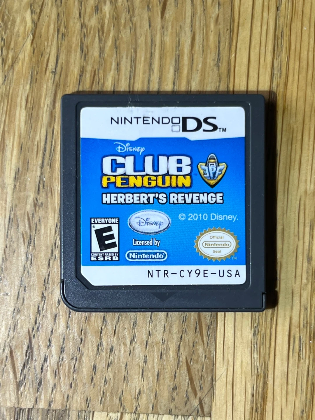 Club Penguin Elite Penguin Force: Herbert's Revenge Nintendo DS