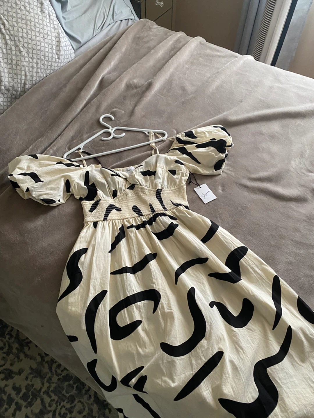 Japra Off-the-Shoulder Midi Dress large   Abstract Print - photo 2