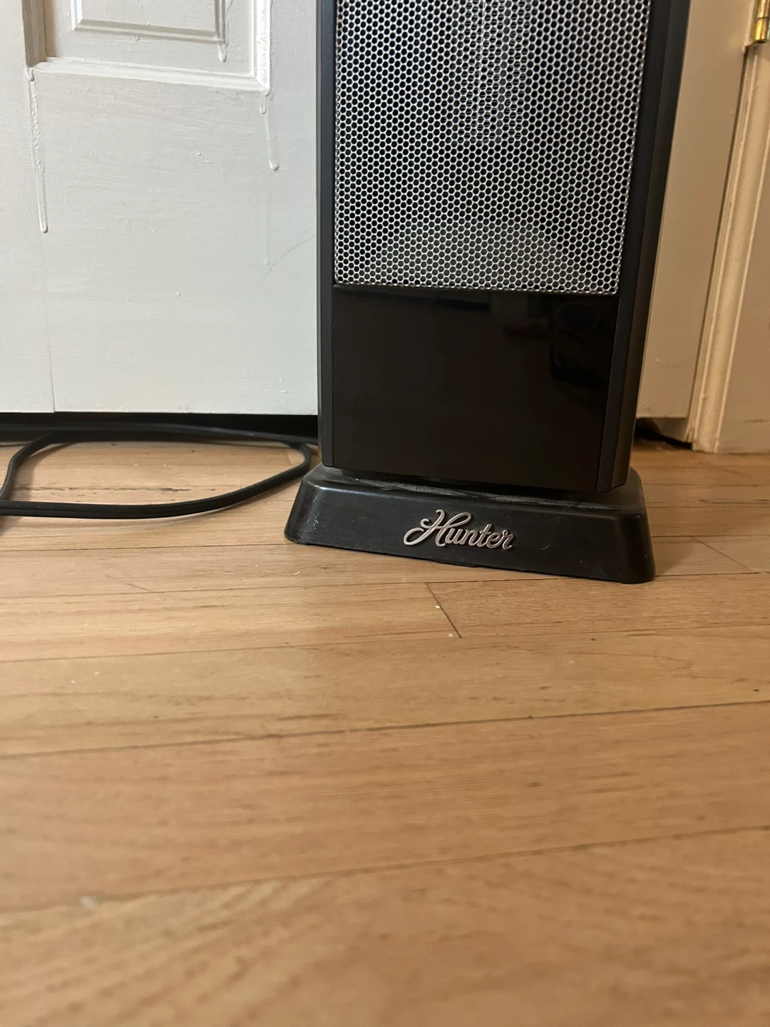 Hunter Tower Space Heater - photo 3