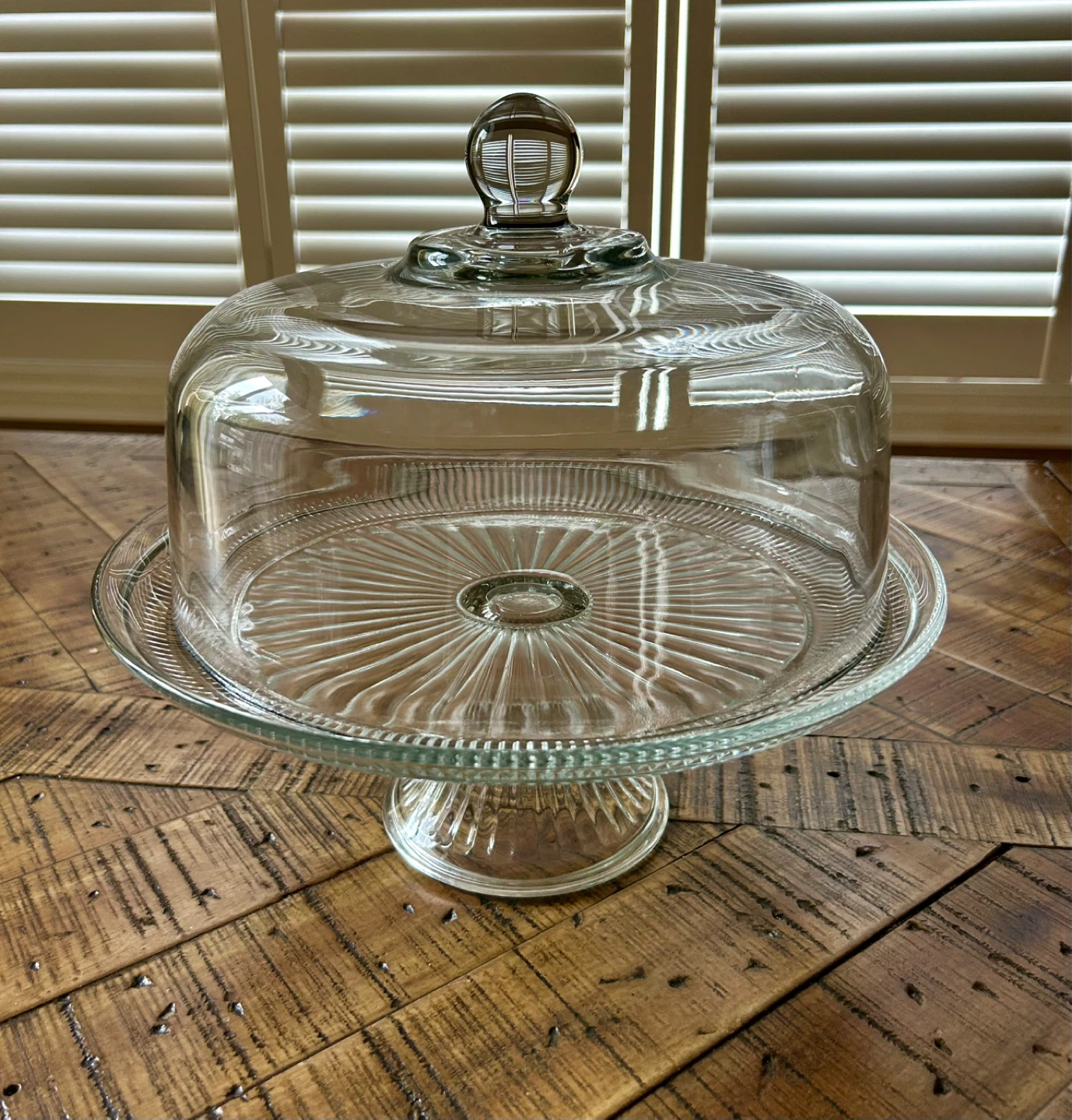 Glass Cake Stand with Dome