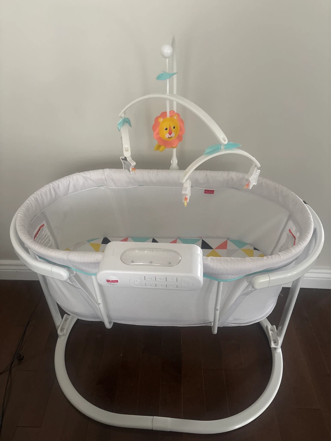 Fisher-Price Soothing Motions Bassinet