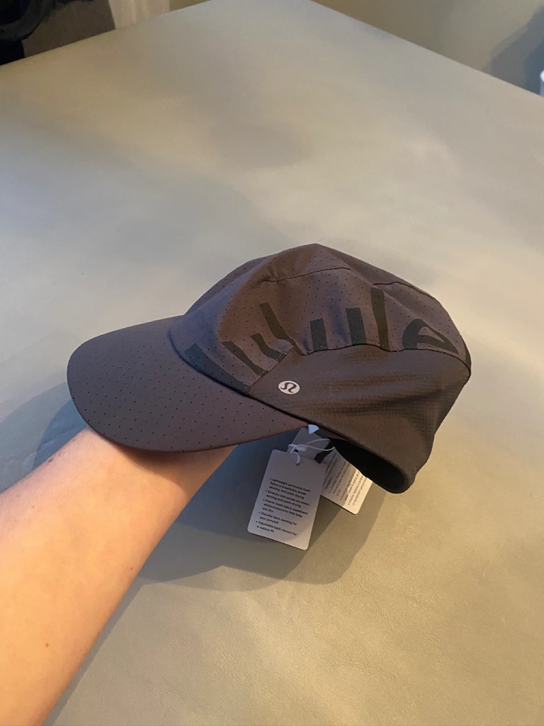 Lululemon Perforated Run and Train Hat New - photo 2