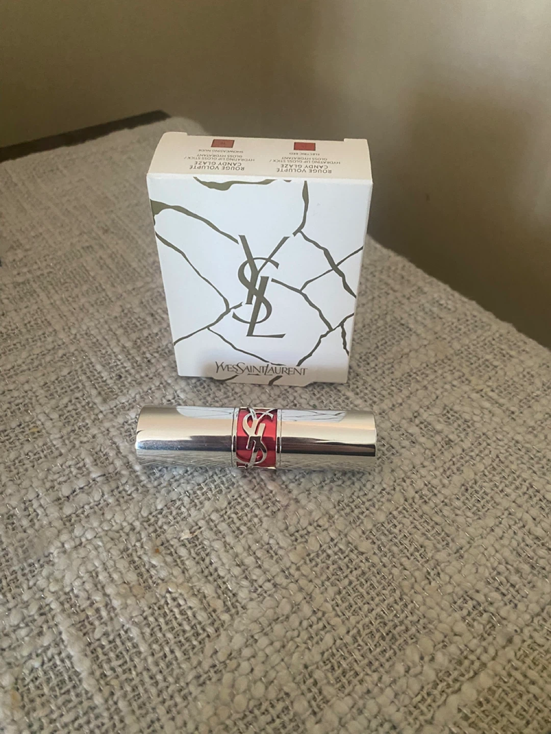 Yves Saint Laurent Rouge Volupté Glaze Electric Red Lipstick - photo 4