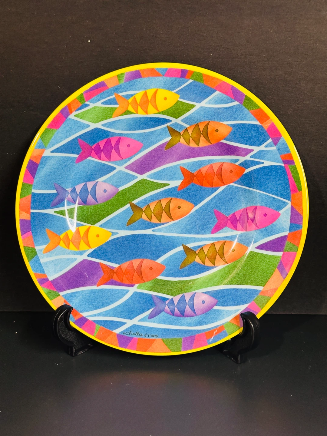 Vintage Oneida Ware Deluxe Childs Melamine Plates- Fish