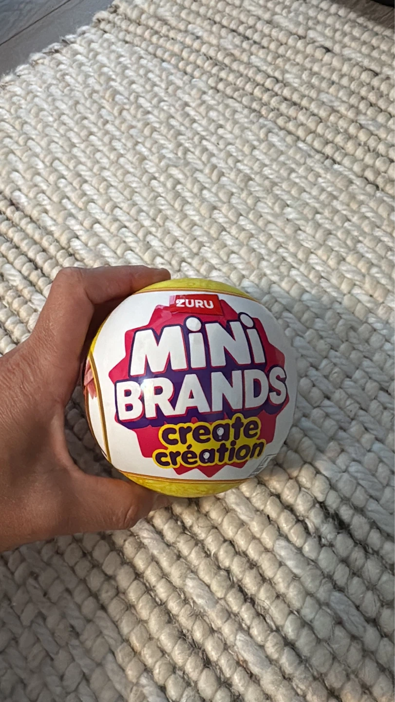 Zuru Mini Brands Create Masterpieces Blind Box