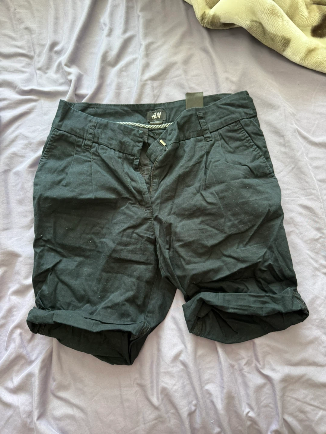 H&M Women's Black Tailored Shorts Size Unknown