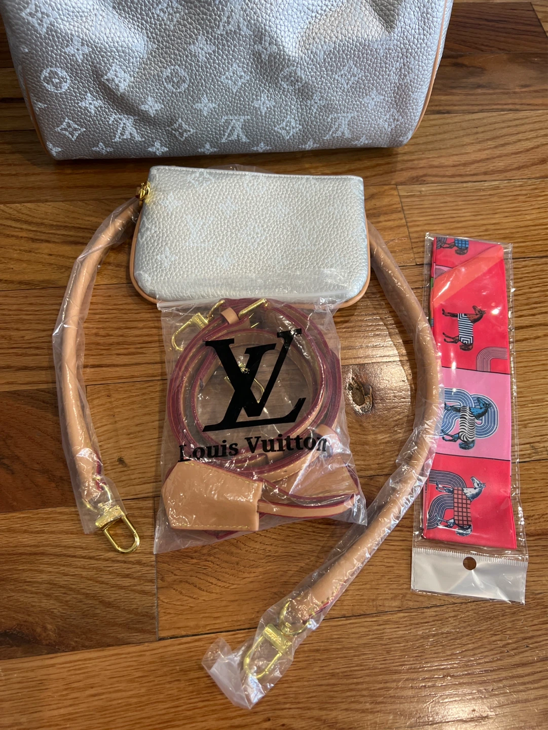 ✨ Elegant designer-style cream handbag ✨ - photo 4