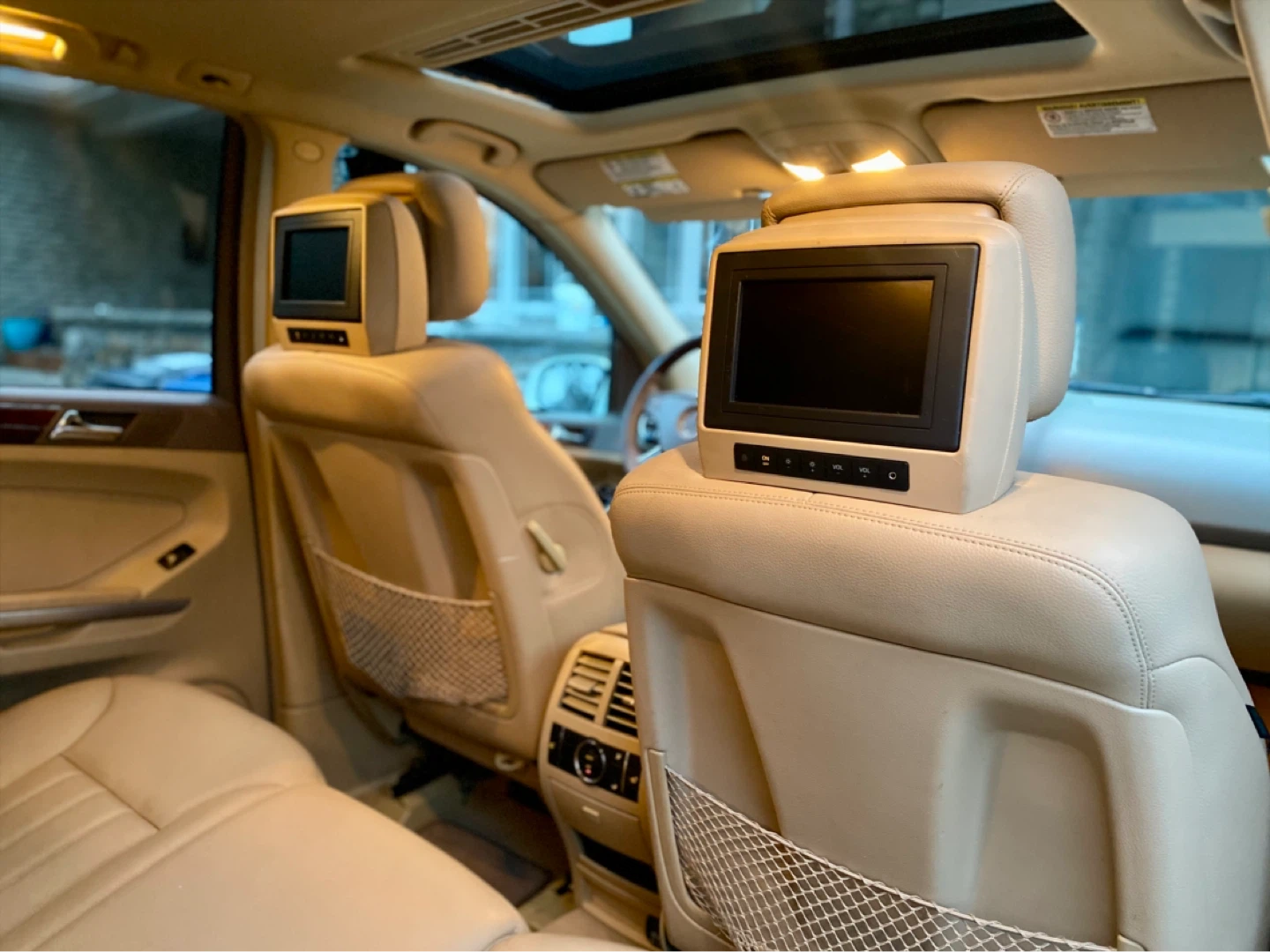 White Mercedes-Benz ML 320 CDI 4MATIC SUV - photo 5