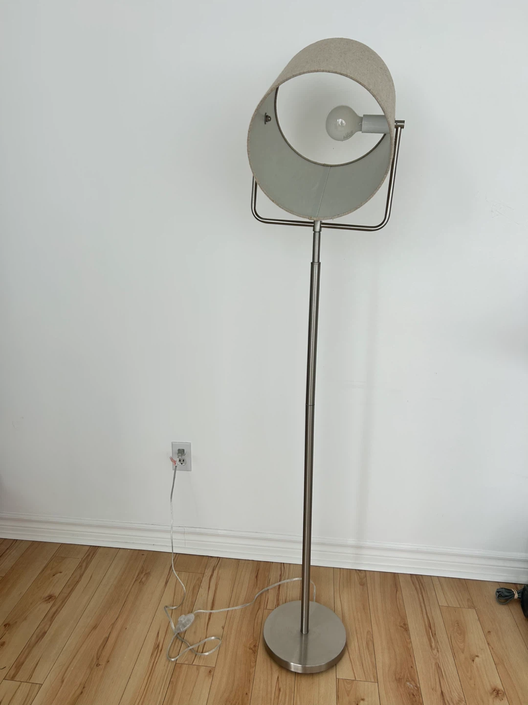 Floor Lamp $20 - photo 2