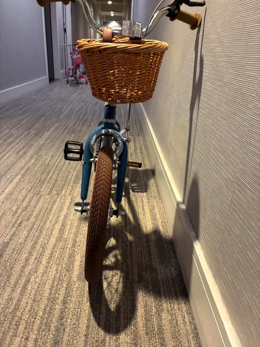 Retrospec Big Kids Bike With wooden basket Blue Brown - photo 5