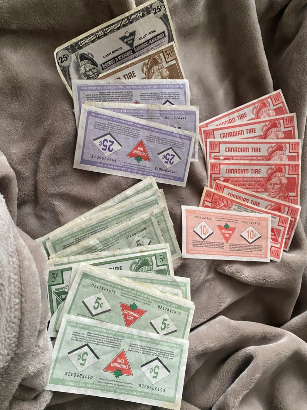 Canadian Tire Money Assorted Denominations - photo 2