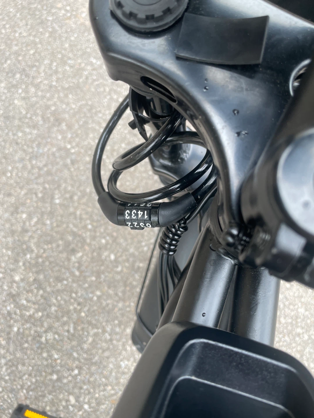 Electric Fat Tire Bike (includes 2*nfc cards, 2*keys, charger) - photo 5