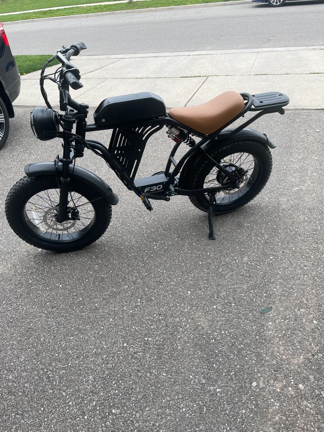 Electric Fat Tire Bike (includes 2*nfc cards, 2*keys, charger)