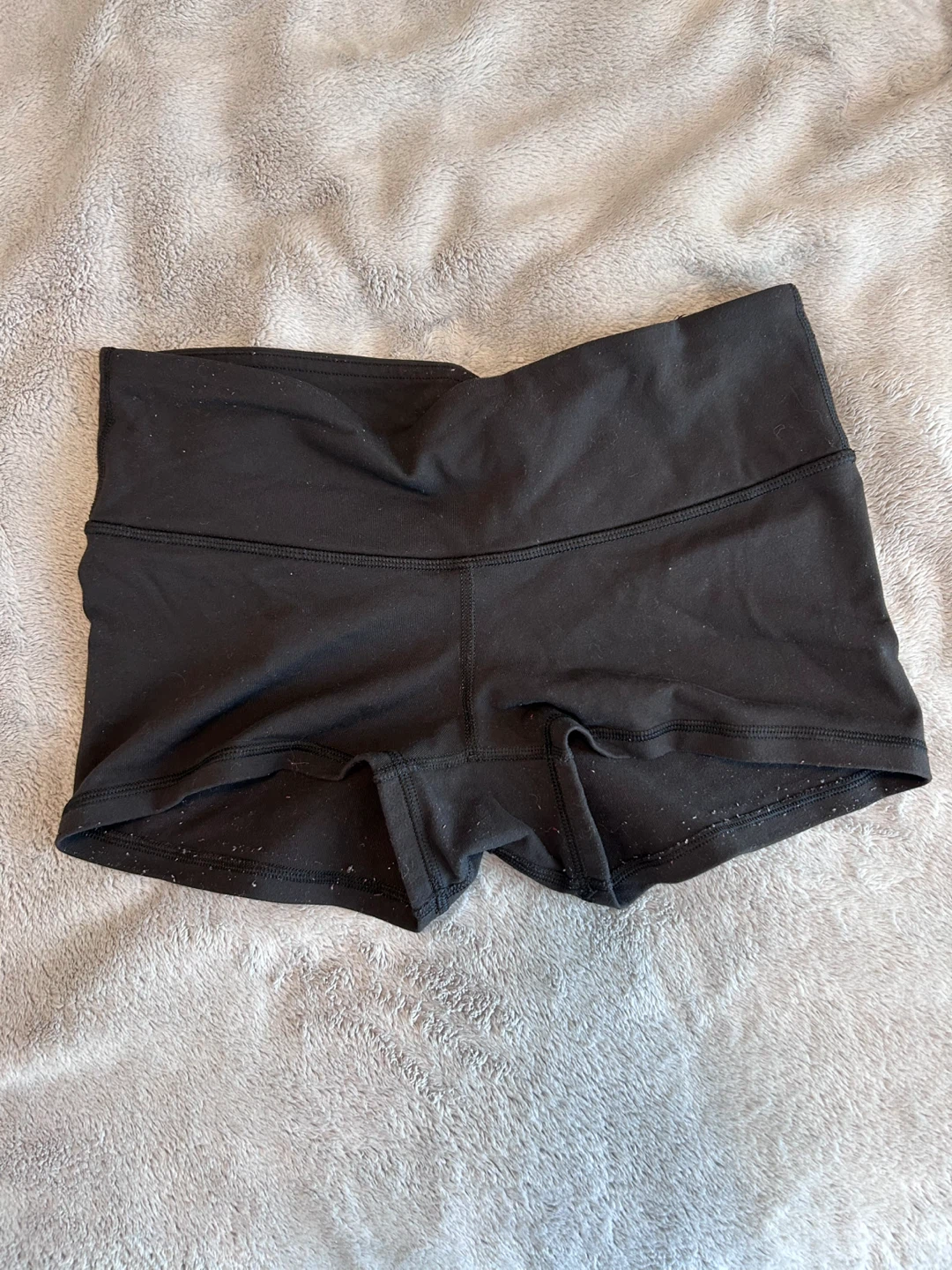 Lululemon Black Shorts Size 6 - photo 2