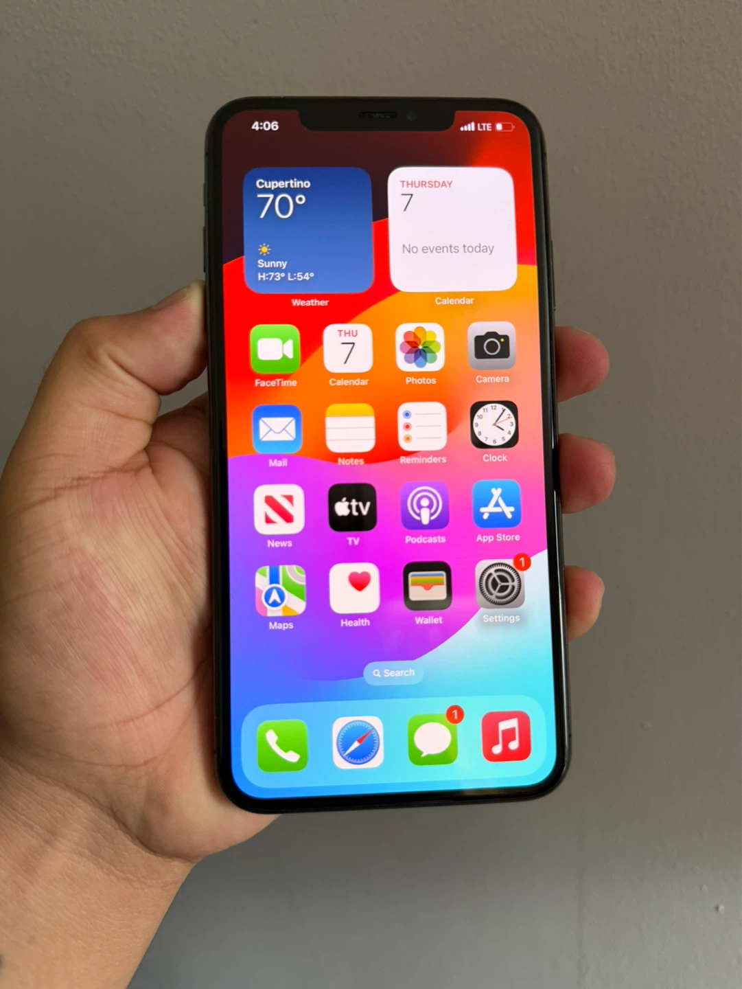 Apple iPhone XS Max 256GB - UNLOCKED - photo 4