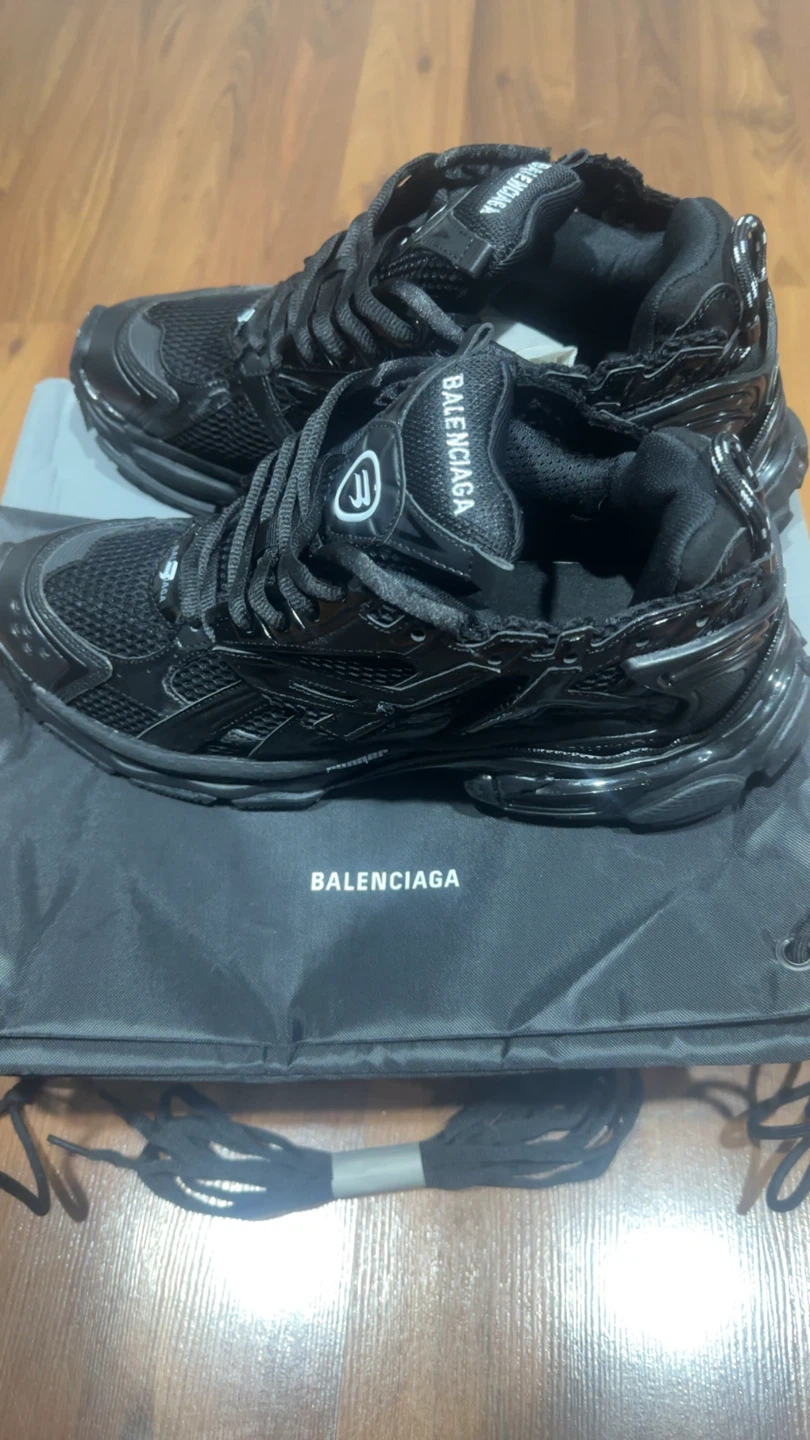 Balenciaga Runner Sneakers Black - photo 2