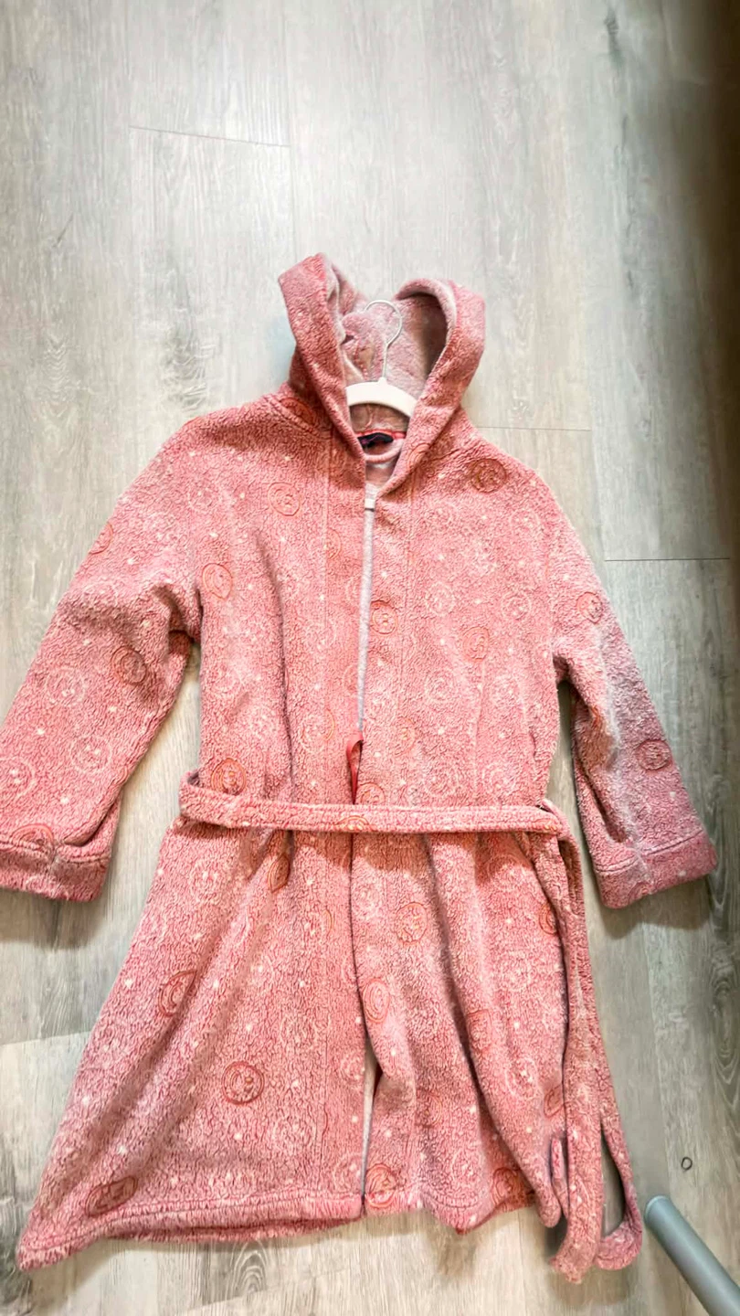 NO BOUNDARIES Pink Paisley Fleece Robe Size S-M