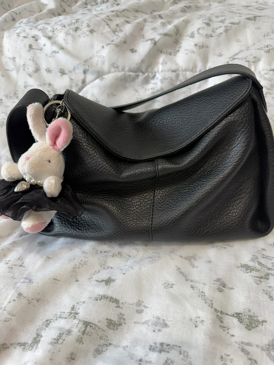 Black Faux banana republic Leather Shoulder Bag