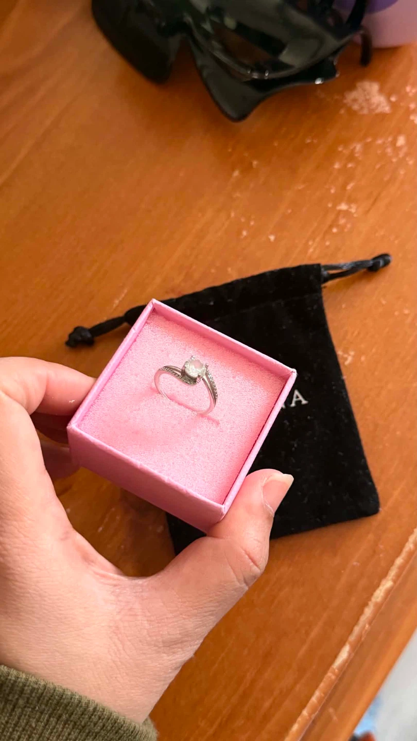 MIKANA Ring with Bag and Box - photo 3