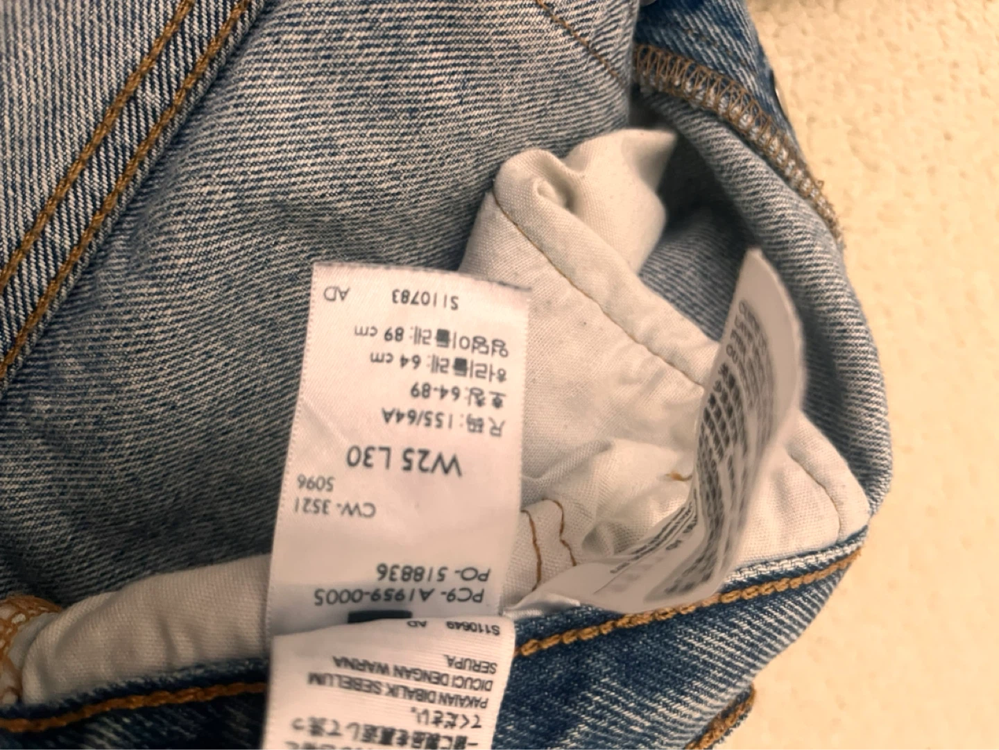 Levi's 501 Jeans - W25 L30 - photo 3