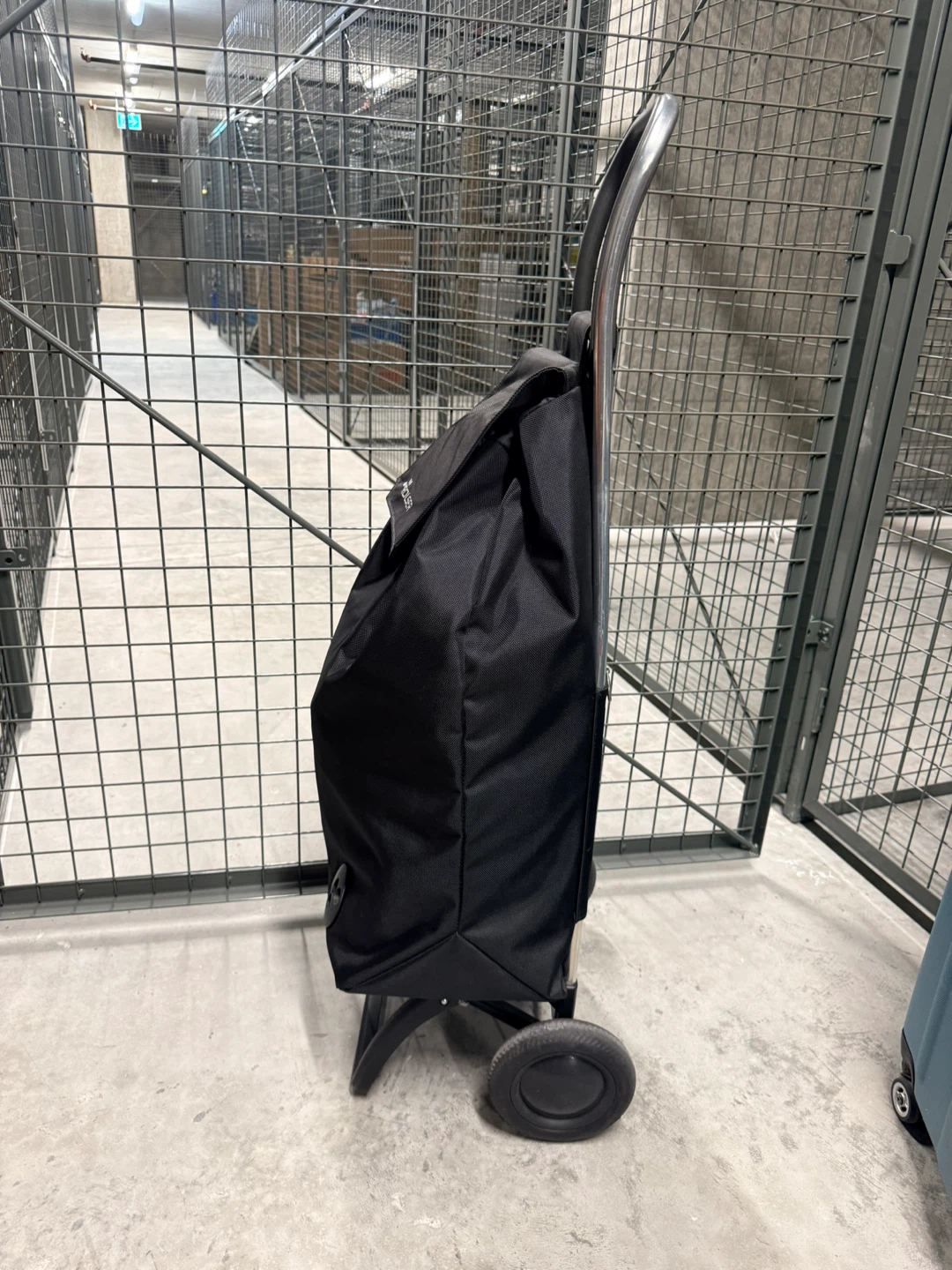 Shopping trolley - photo 3