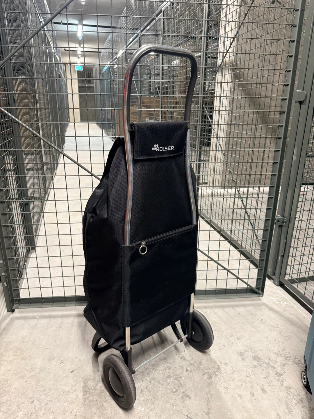 Shopping trolley - photo 2