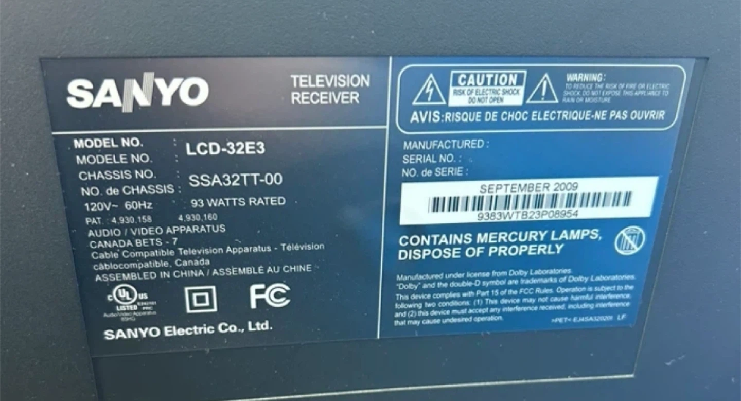 32-inch Television/ Monitor