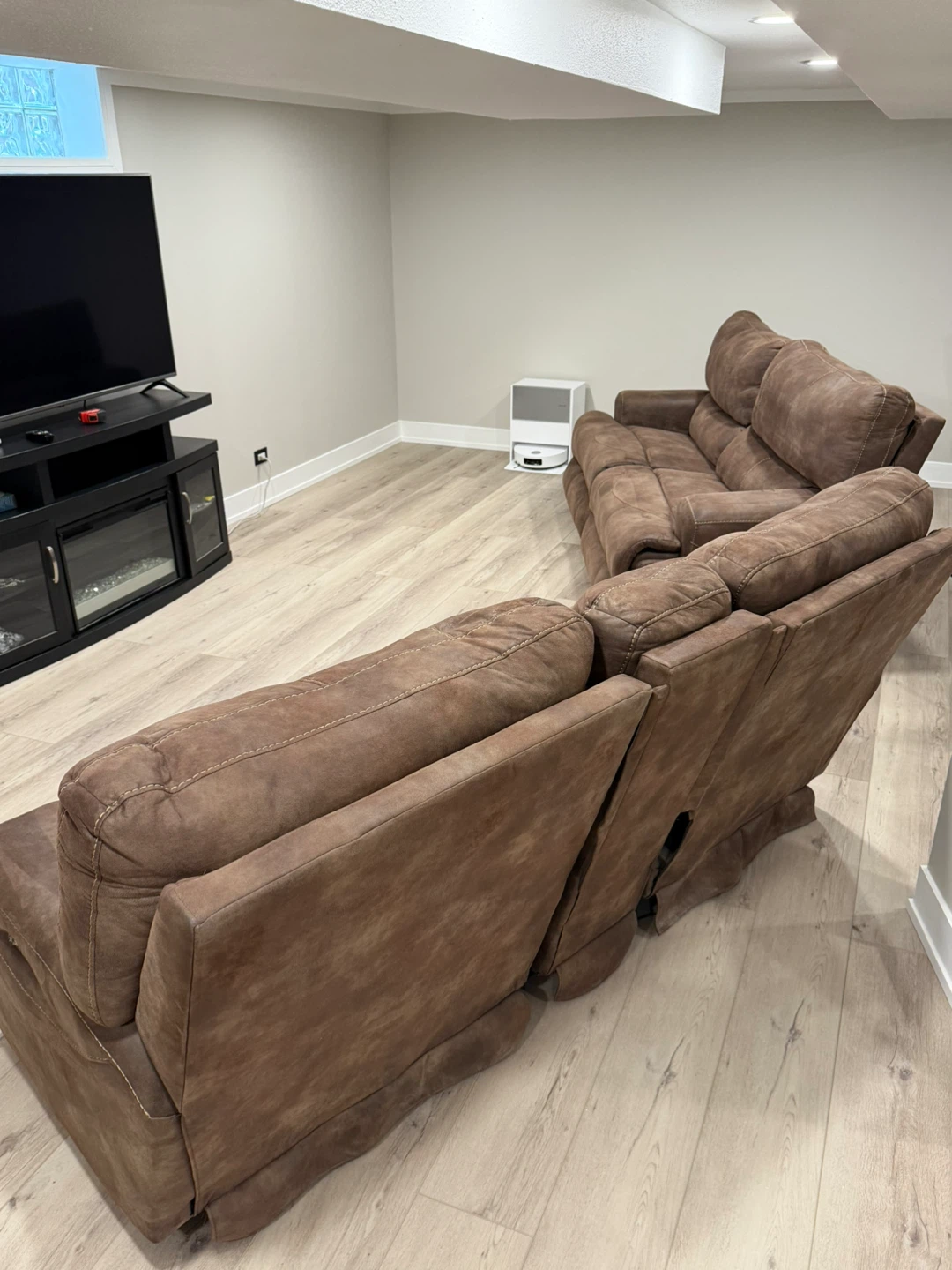 Brown Leather Power Reclining Sofa with Cup Holders - photo 4