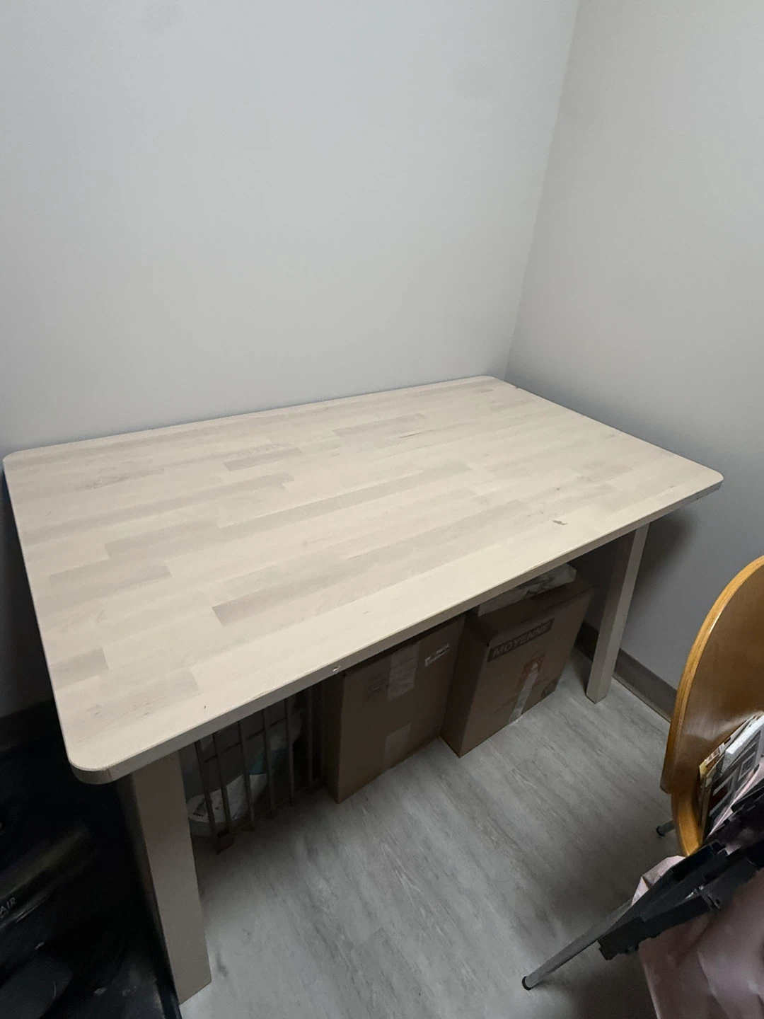 Wooden Table - 126cm x 72cm - photo 3
