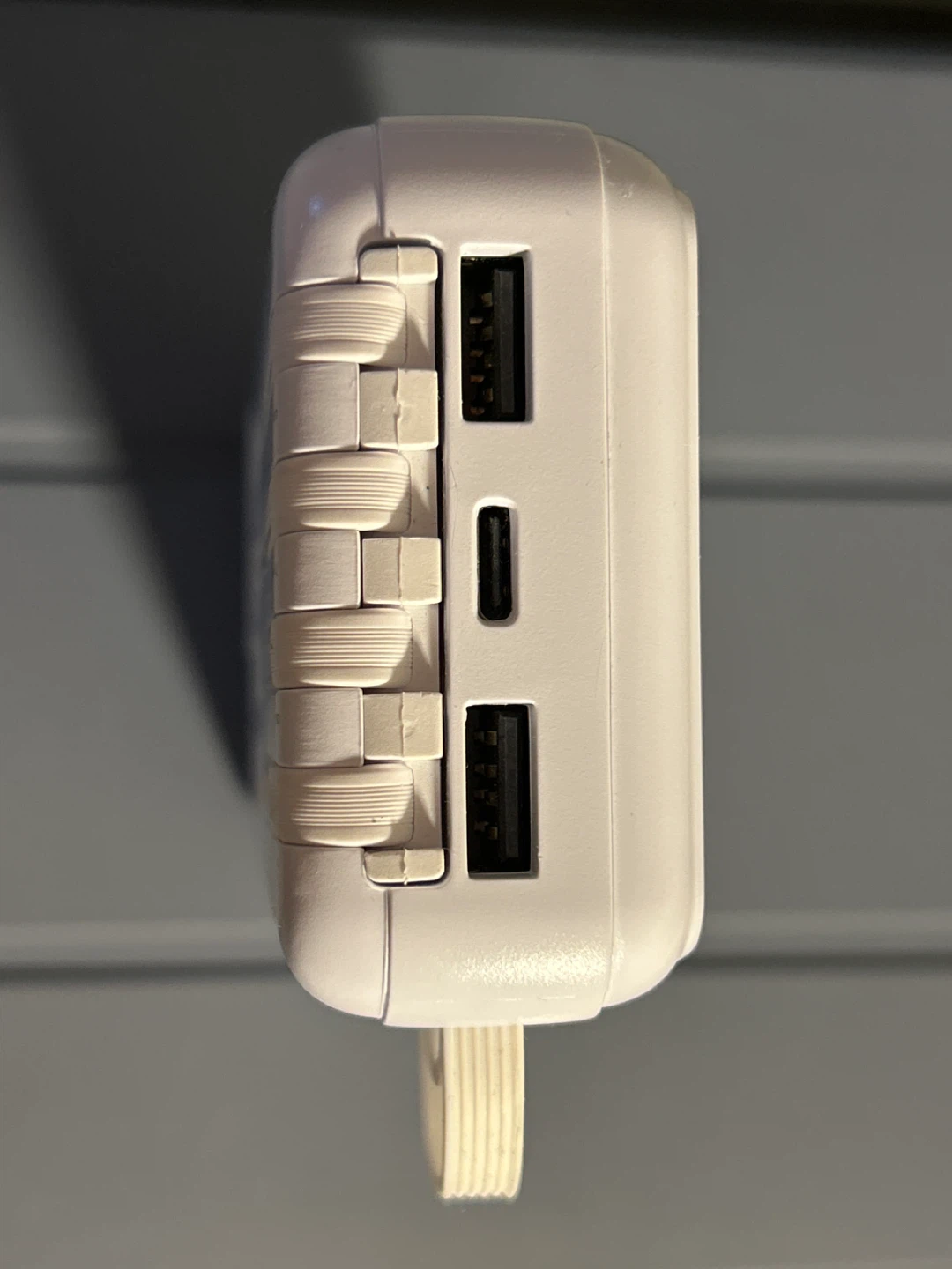 CAFELE Portable Power Bank - photo 3