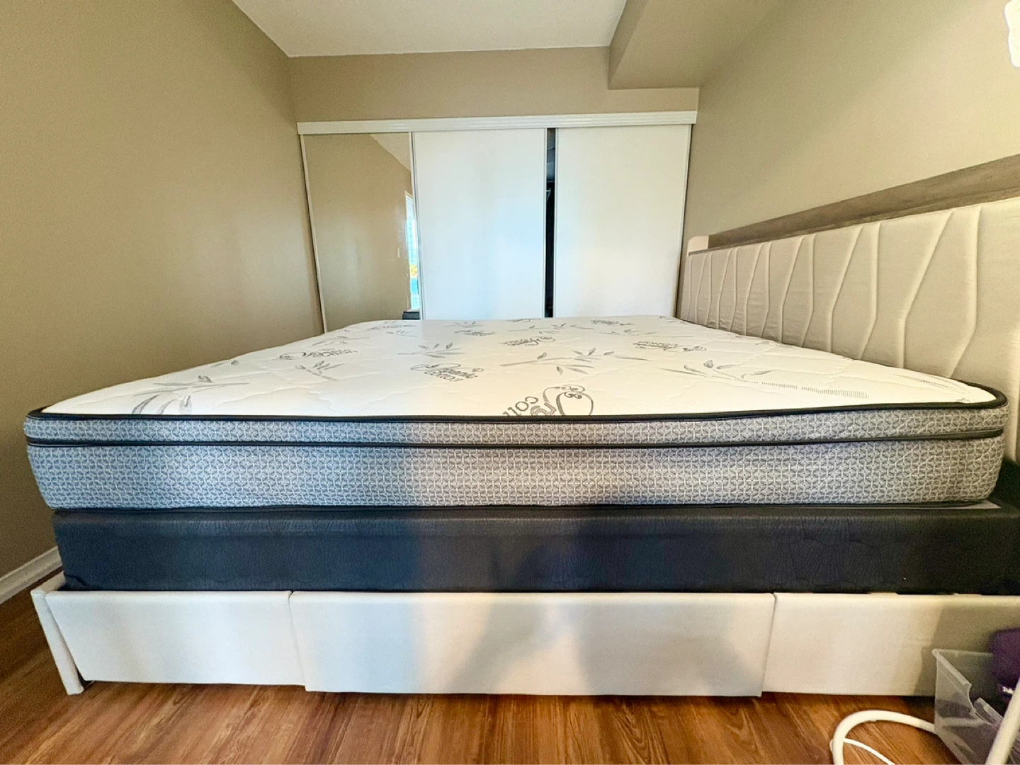 King Size Restopedic Spring Mattress – $110 - photo 2