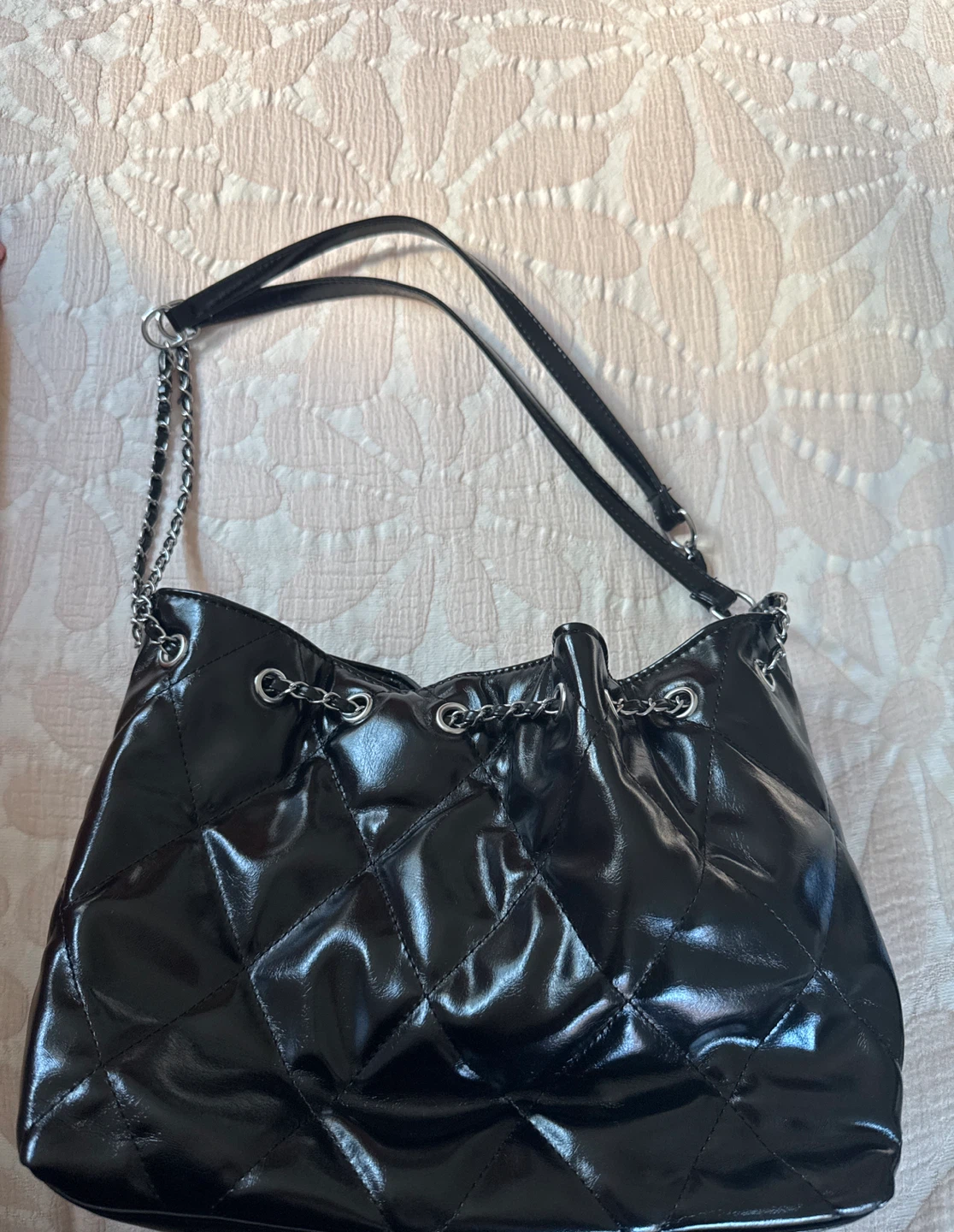 Beautiful women’s bag 🌸