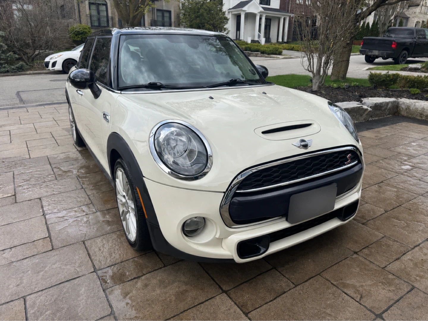 2016 MINI Cooper S 5-Door/Only 45,500 km/No Accidents/New Tires
