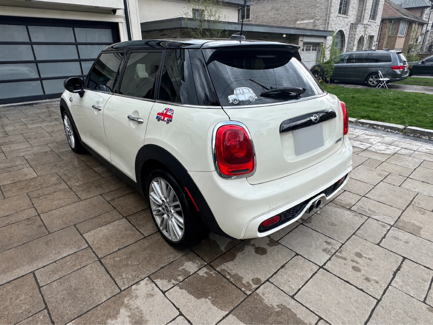 2016 MINI Cooper S 5-Door/Only 45,500 km/No Accidents/New Tires - photo 3