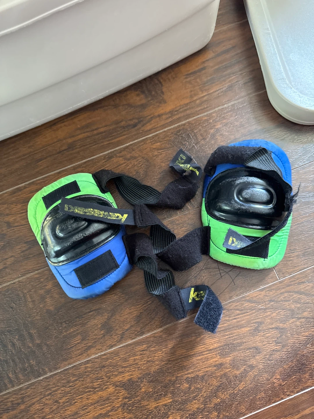Kryptonics Knee Pads